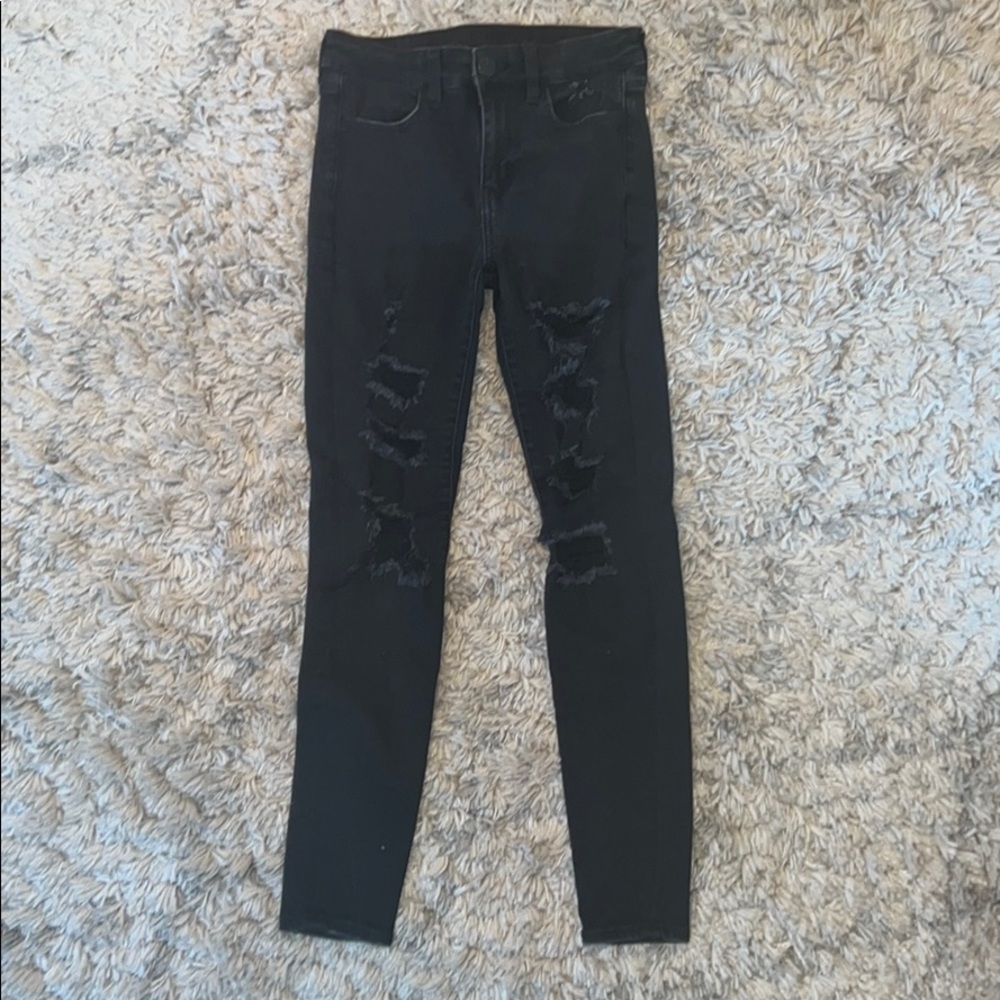 black ripped skinny jeans